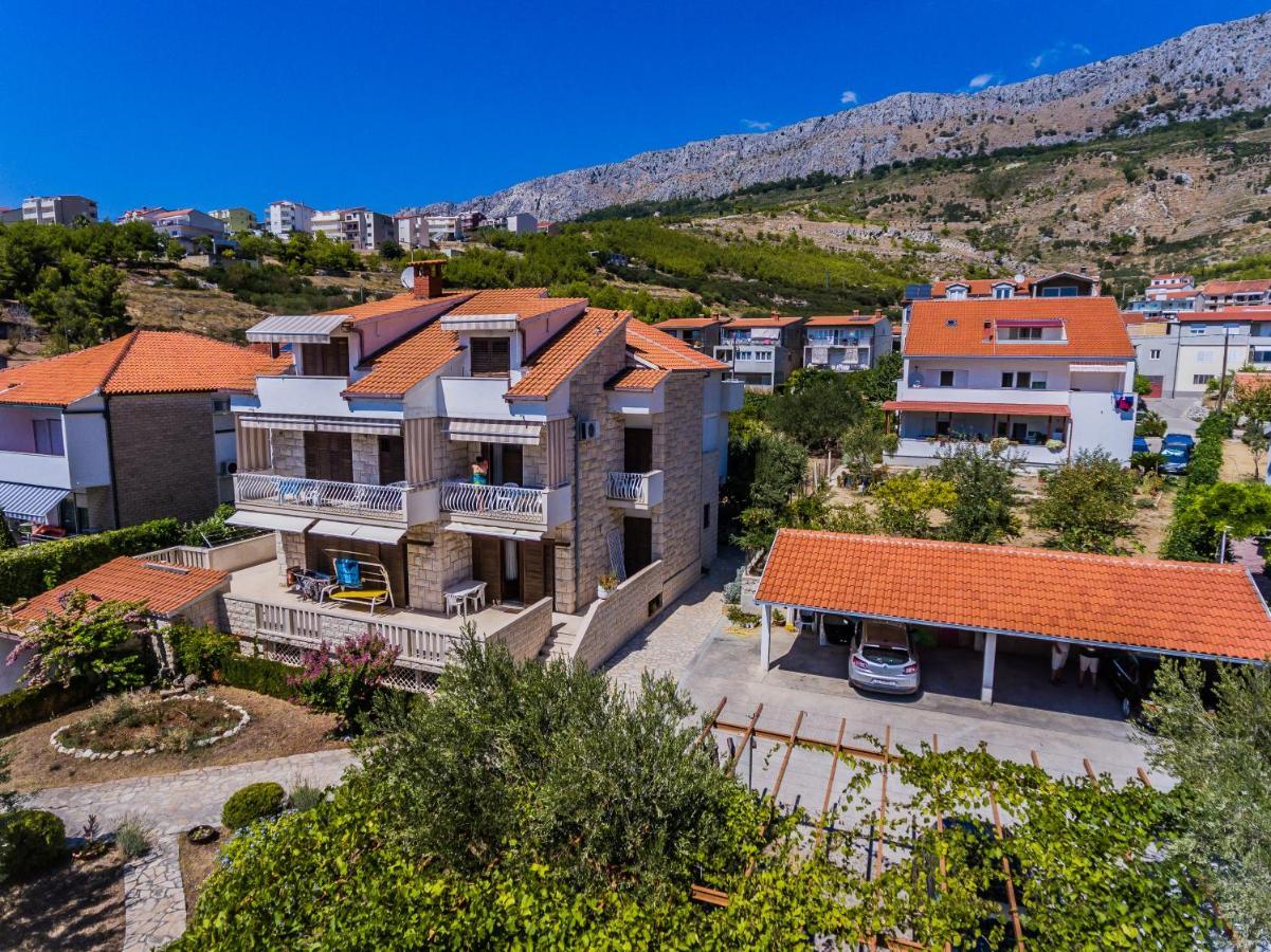 Apartments Beach Dugi Rat Exterior photo